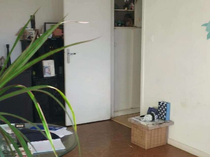 thumbnail of estate's photo